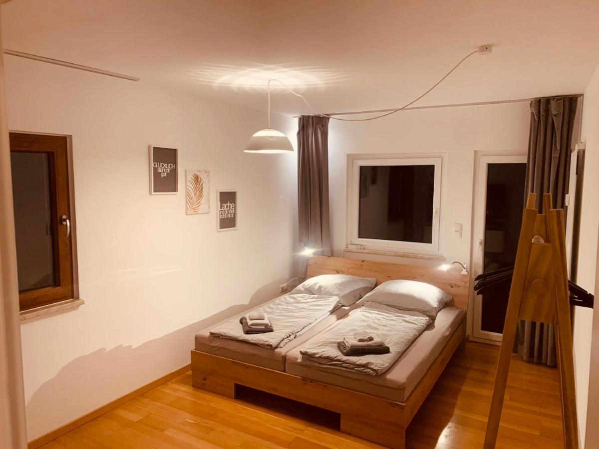 Felix Living 4, Modern & Cozy 2 Zimmer Wohnung, Balkon, Parkplatz Salzweg Exterior photo